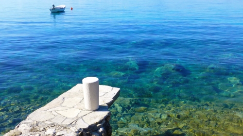 DUBROVNIK | S DIREKTNIM PRISTUPOM PLAŽI, U ZELENILU, STAN 77 m² S VRTOM 42 m2